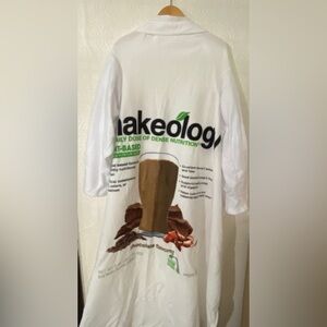 Beachbody Shako Sleeved blanket set of 2